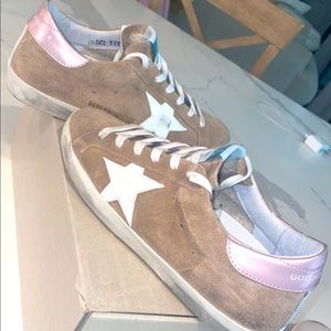 Golden goose woman’s shoe